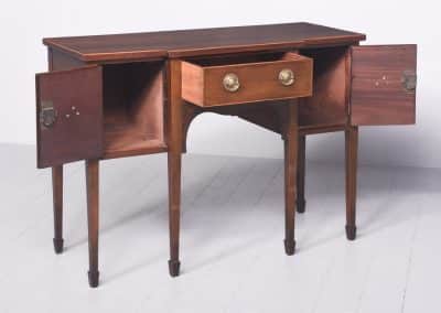 Neat-Sized Original George III Mahogany Breakfront Sideboard sideboard Antique Furniture 8