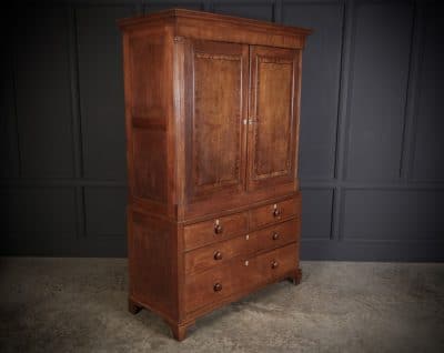 George III Oak Gentlemans Wardrobe antique wardrobes Antique Furniture 3