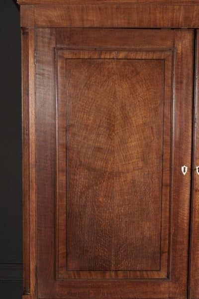 George III Oak Gentlemans Wardrobe antique wardrobes Antique Furniture 9