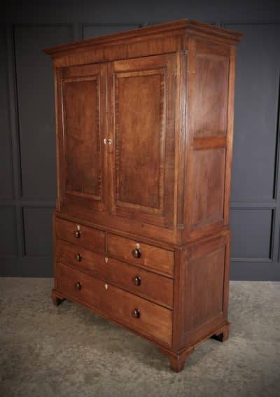 George III Oak Gentlemans Wardrobe antique wardrobes Antique Furniture 10