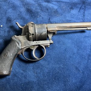 REVOLVER 12 MM PIN FIRE Antique Cushions