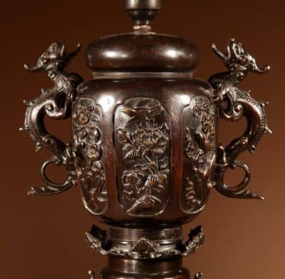 Fine Japanese Bronze Table Lamp, Meiji 1868-1912. japan Antique Lighting 9