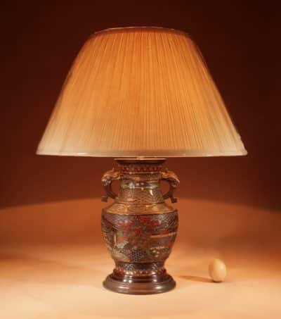 A Decorative Champlevé Japanese bronze table lamp. Japanese Antique Lighting 3