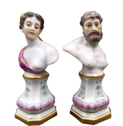 Antique a Pair Meissen Porcelain Statue, Mid 18th Century. 18th century Antique Ceramics 3