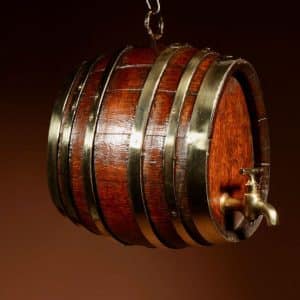 A Very Rare And Beautiful Coopered Oak And Brass Small Hanging Barrel. barrel Antique Furniture 3