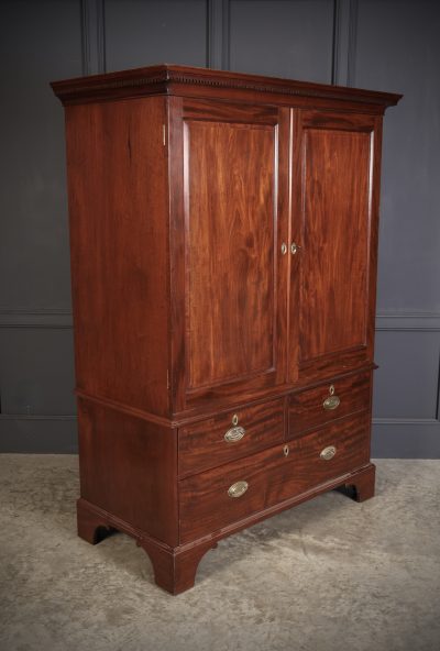 18th Century Mahogany Bachelors Wardrobe antique wardrobes Antique Furniture 4