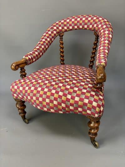 Late Victorian Walnut Easy Chair