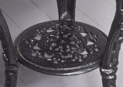 Classic Britannia Cast Iron Pub Table cast iron Antique Furniture 6