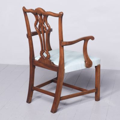 Set of 12 Dining Chairs and Mahogany Table Antique Furniture 17