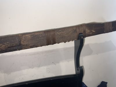 HEAD HUNTERS PARANG AND CARVED SCABBARD Antique Swords 14