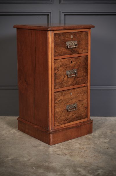 Pair of Victorian Walnut Bedside Chests - Image 7