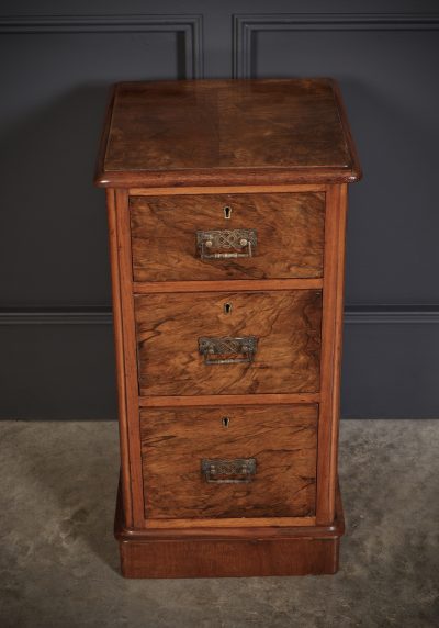 Pair of Victorian Walnut Bedside Chests antique chest of drawers Antique Chest Of Drawers 10