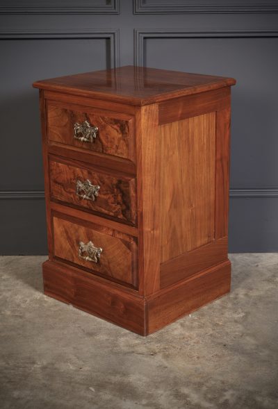 Pair of Victorian Walnut Bedside Chests antique chest Antique Chest Of Drawers 9