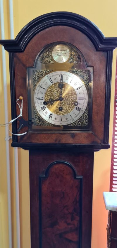 Antique Melodic Floor Clock With 3 Winding Antique Clocks 4