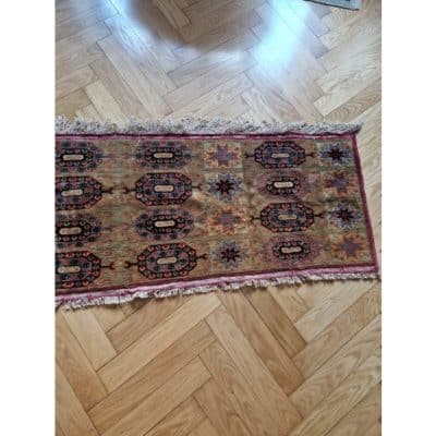 Antique Persian Wool Wall Tapestry, Late 19th Century. Antique Rugs 4