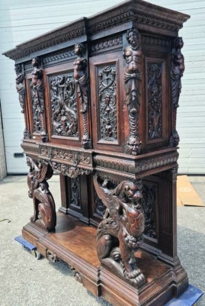 Antique Carved Wooden Sideboard, 19th Century. - Image 2