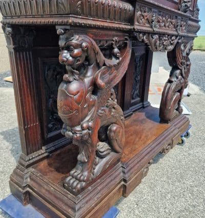 Antique Carved Wooden Sideboard, 19th Century. - Image 10