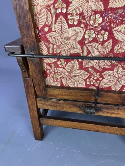 Arts & Crafts Oak Reclining Armchair - Image 8