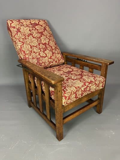 Arts & Crafts Oak Reclining Armchair