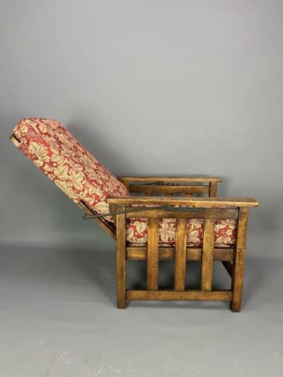 Arts & Crafts Oak Reclining Armchair - Image 9