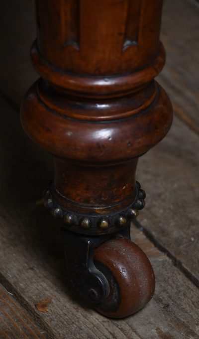 Victorian Mahogany Extending Dining Table SAI3572 - Image 10