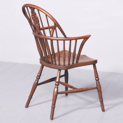 Elm and Beech Windsor Chair Antique Chairs 10