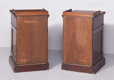 Exceptional Quality Pair of Small Victorian Figured Mahogany Chests of Drawers/Bedside Lockers bedside Antique Chest Of Drawers 13