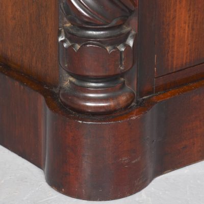 Pair of Mid-Victorian Carved Mahogany Small Chest of Drawers/Bedside Lockers bedside Antique Cabinets 4