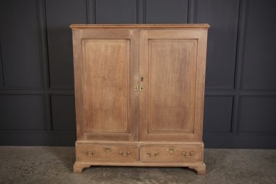 George III Low Oak Wardrobe antique wardrobes Antique Furniture 3