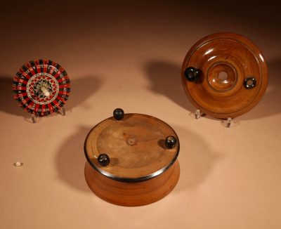 Interesting Turned wooden Travel Roulette. Games Antique Collectibles 10