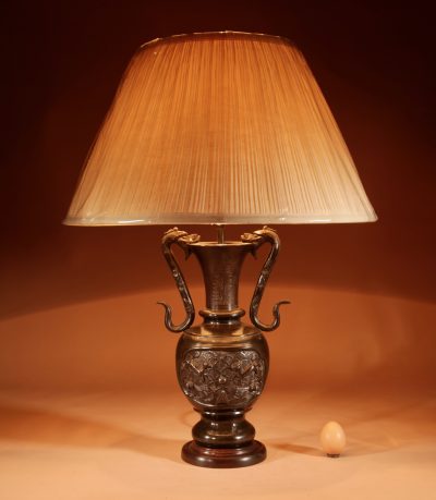 Impressive Japanese Bronze Table Lamp Meiji Period 1868-1912 Japanese Bronze Antique Lighting 3