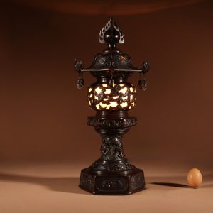 A Rare Large and Very Decorative Japanese Bronze Lantern Table Lamp bronze Antique Lighting