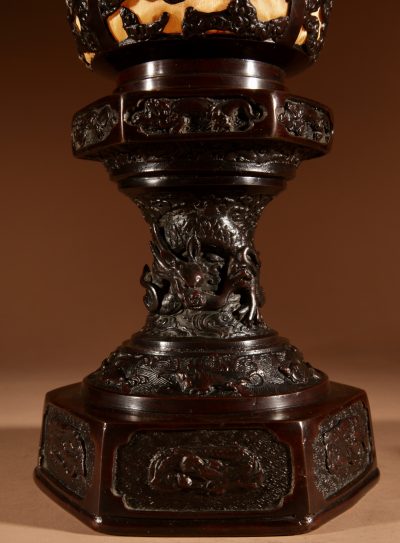 A Rare Large and Very Decorative Japanese Bronze Lantern Table Lamp - Image 3