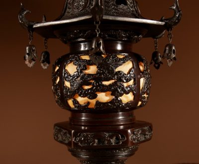 A Rare Large and Very Decorative Japanese Bronze Lantern Table Lamp bronze Antique Lighting 6