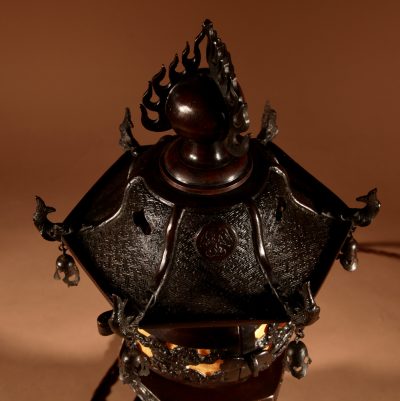 A Rare Large and Very Decorative Japanese Bronze Lantern Table Lamp - Image 12