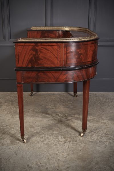 Magnificent Inlaid Mahogany Carlton House Writing Desk Antique desk Antique Desks 21