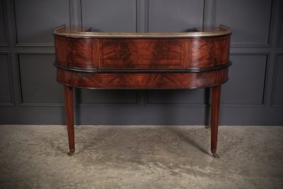 Magnificent Inlaid Mahogany Carlton House Writing Desk Antique desk Antique Desks 22