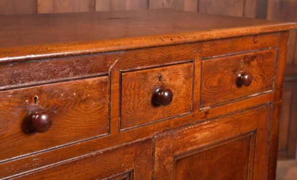 Scottish Pine Cabinet SAI2479 - Image 2