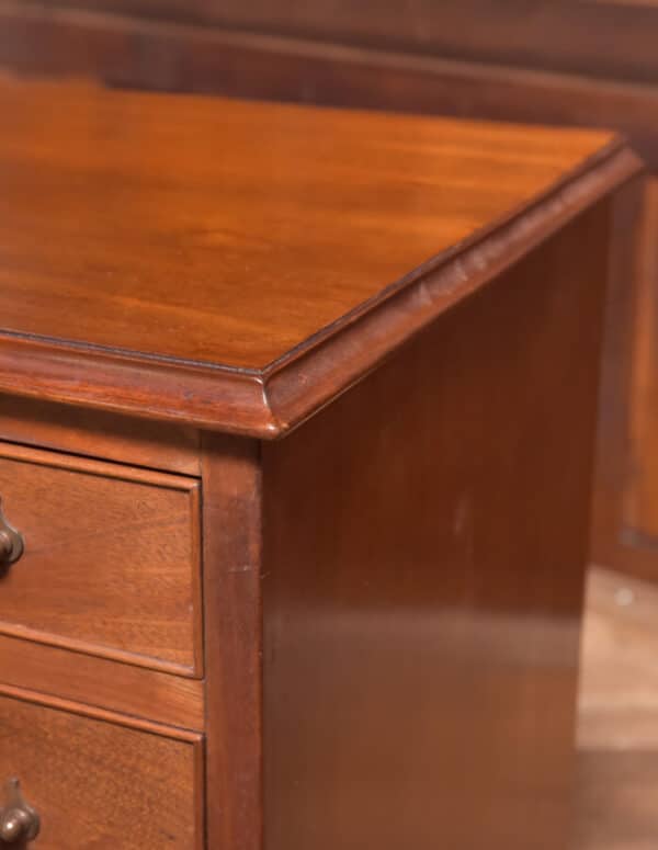 Mahogany Knee Hole Desk SAI2532 - Image 4