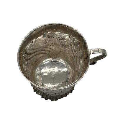 Victorian Silver Art nouveau Chased Christening mug – London – ca 1860-70 christening mug Antique Silver 8