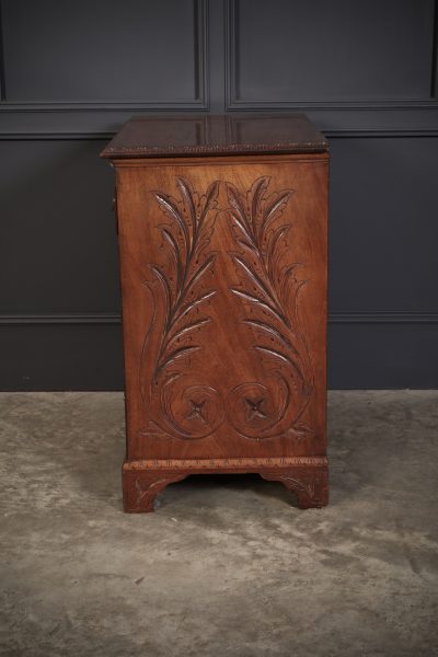 Small George III Mahogany Bachelors Chest 18th century chest of drawers Antique Chest Of Drawers 11