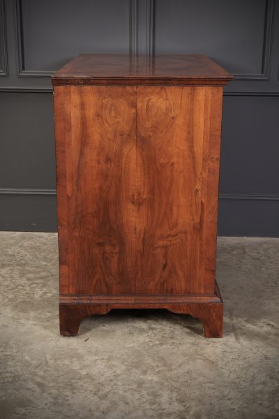 18th Century Walnut Chest of Drawers 18th century chest of drawers Antique Chest Of Drawers 16