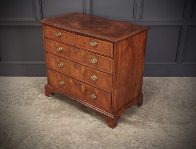 18th Century Walnut Chest of Drawers 18th century chest of drawers Antique Chest Of Drawers 10