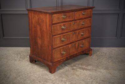 18th Century Walnut Chest of Drawers 18th century chest of drawers Antique Chest Of Drawers 4