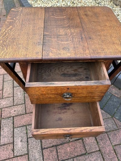 Arts & Crafts Oak Side Table c1900 lamp table Antique Furniture 9