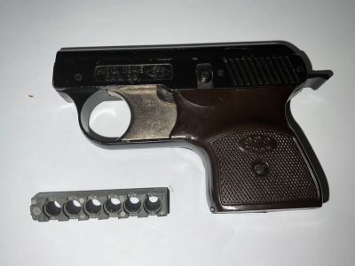 PISTOL BREVETTA 1949 MODEL .22 Starting pistol Antique Guns 3