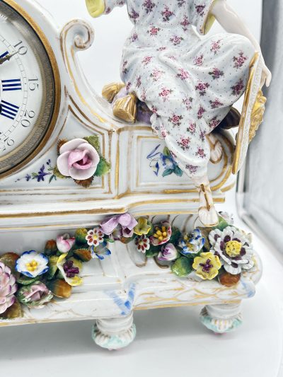 Fabulous Meissen Porcelain Figural Mantel clock – ca1850 Mantel Clock Antique Clocks 16