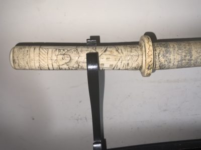 JAPANESE SHORT SWORD DECORATED BONE SCABBARD Antique Swords 12