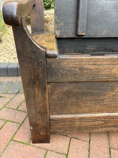 18th Century Oak Box Settle 18th century Antique Benches 12