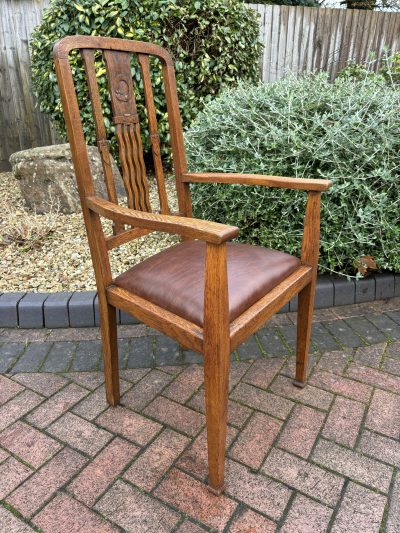 Set of Six Arts & Crafts Dining Chairs c1900 Antique dining chairs Antique Chairs 8